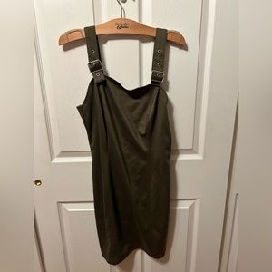 Green buckle dress